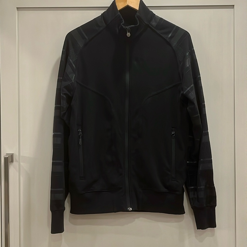VGUC Lululemon jacket